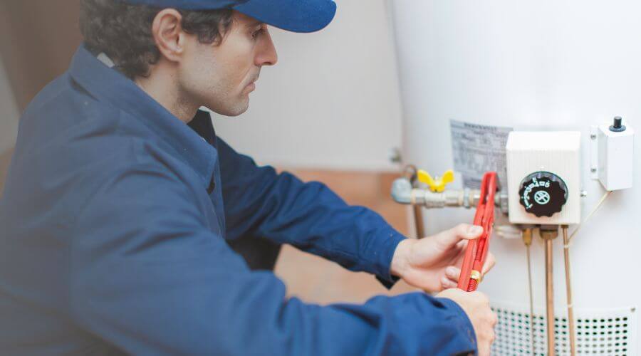 Expert burst pipe repair services in Stonewall, LA